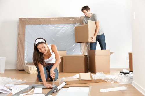 Removal van and moving boxes for Upminster home relocations