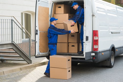 Free quote policy for Man With Van Upminster services